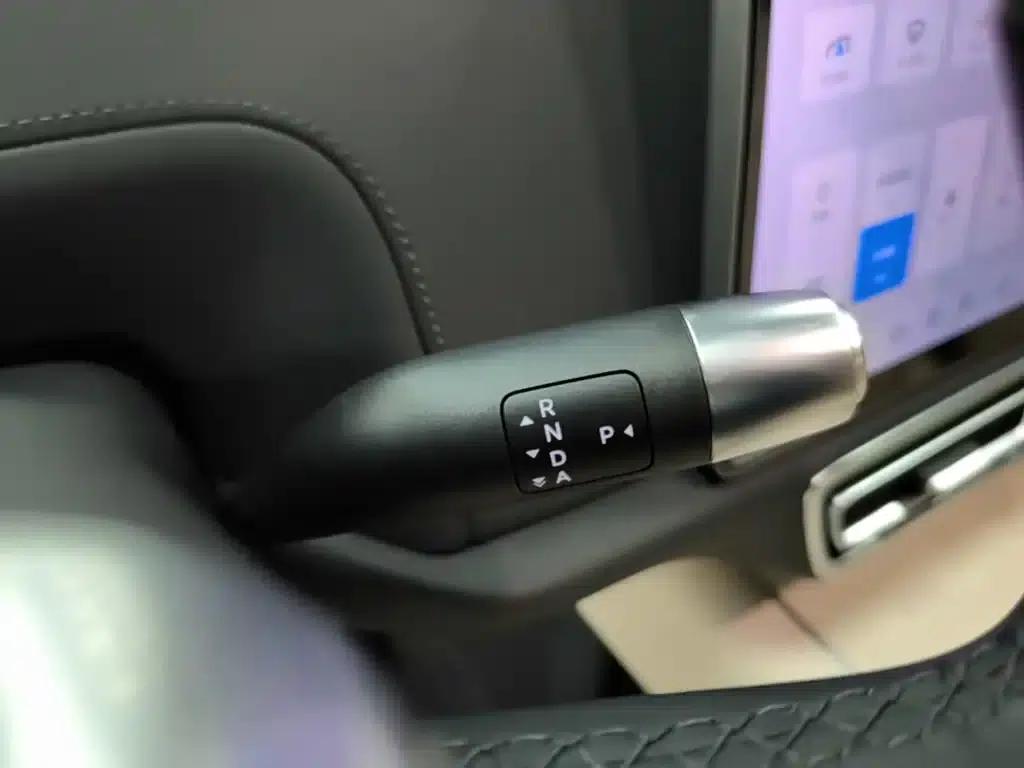 Li Auto L8 2023 Max — миниатюра 14