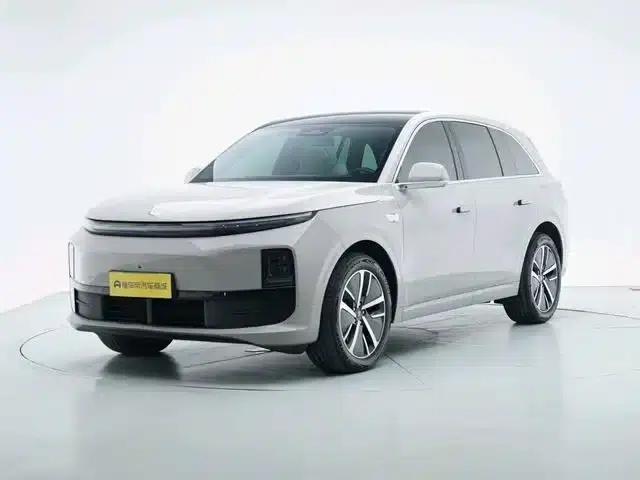 Li Auto L6 2024 Pro — миниатюра 1