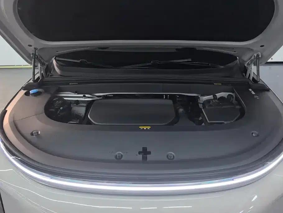 Li Auto L6 2025 Max Intelligent Renewal Edition — миниатюра 10