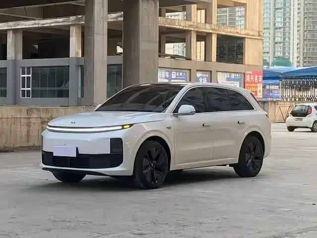 Li Auto L6 2024 Pro