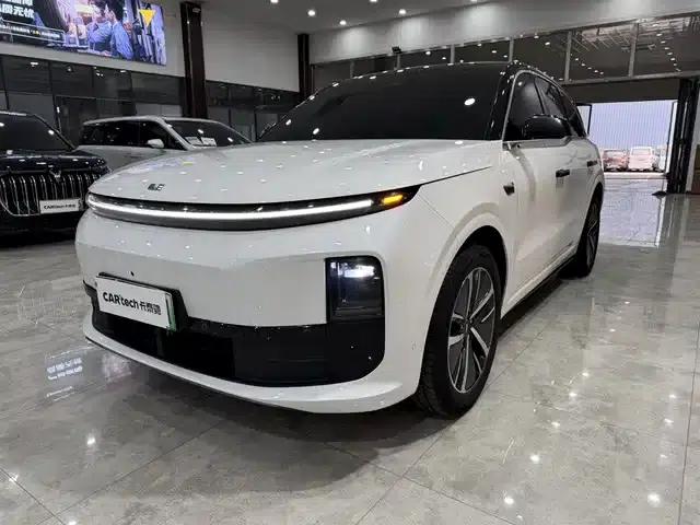 Li Auto L6 2024 Pro