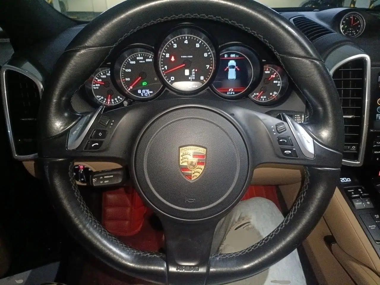 Porsche Cayenne 2014 Cayenne Platinum Edition 3.0T — миниатюра 10