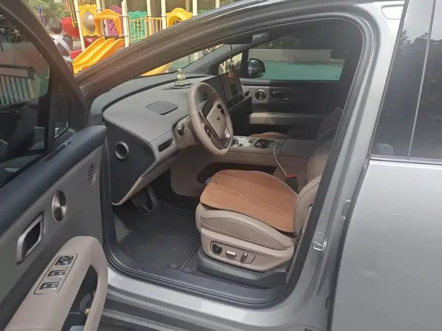 Li Auto i6 2025 Two-Wheel Drive Standard Edition — миниатюра 9