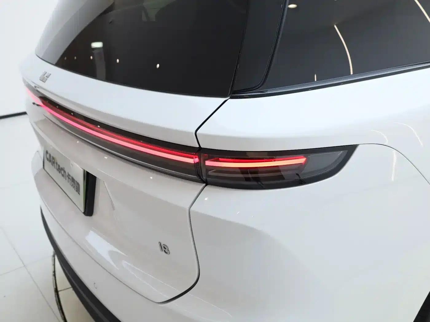 Li Auto i8 2025 Standard Edition — миниатюра 6