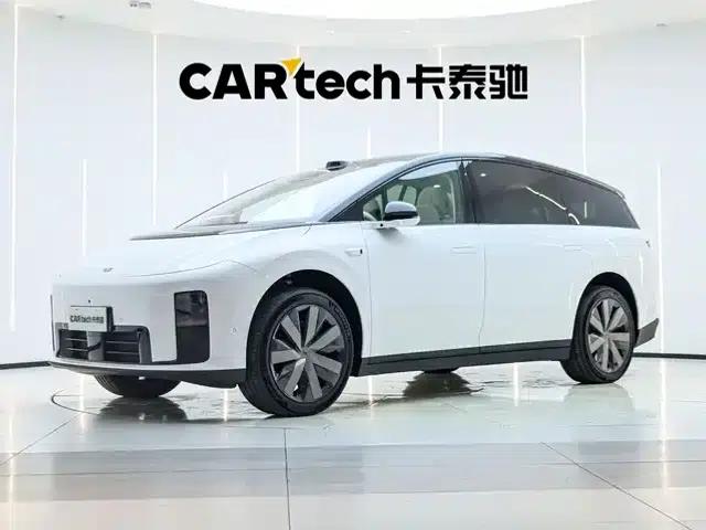 Li Auto i8 2025 Standard Edition