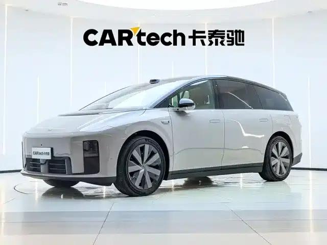 Li Auto i8 2025 Standard Edition