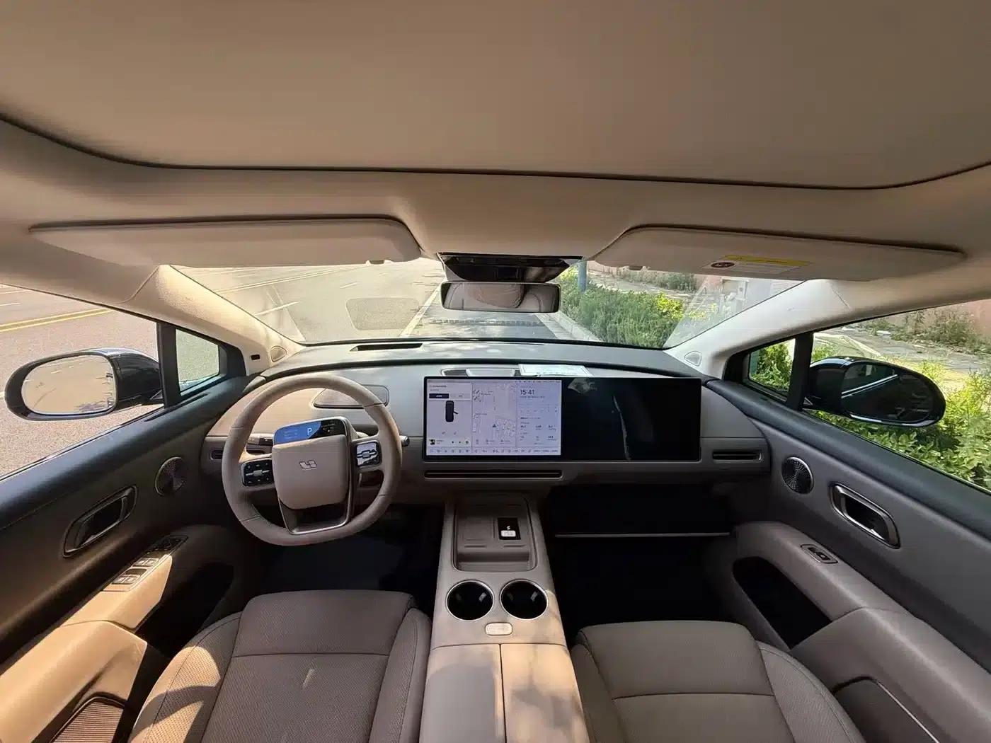 Li Auto i8 2025 Standard Edition — миниатюра 17