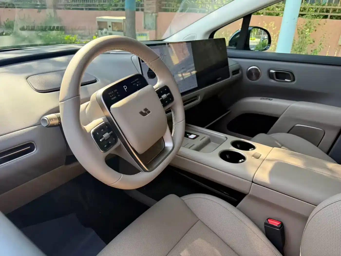 Li Auto i8 2025 Standard Edition — миниатюра 9