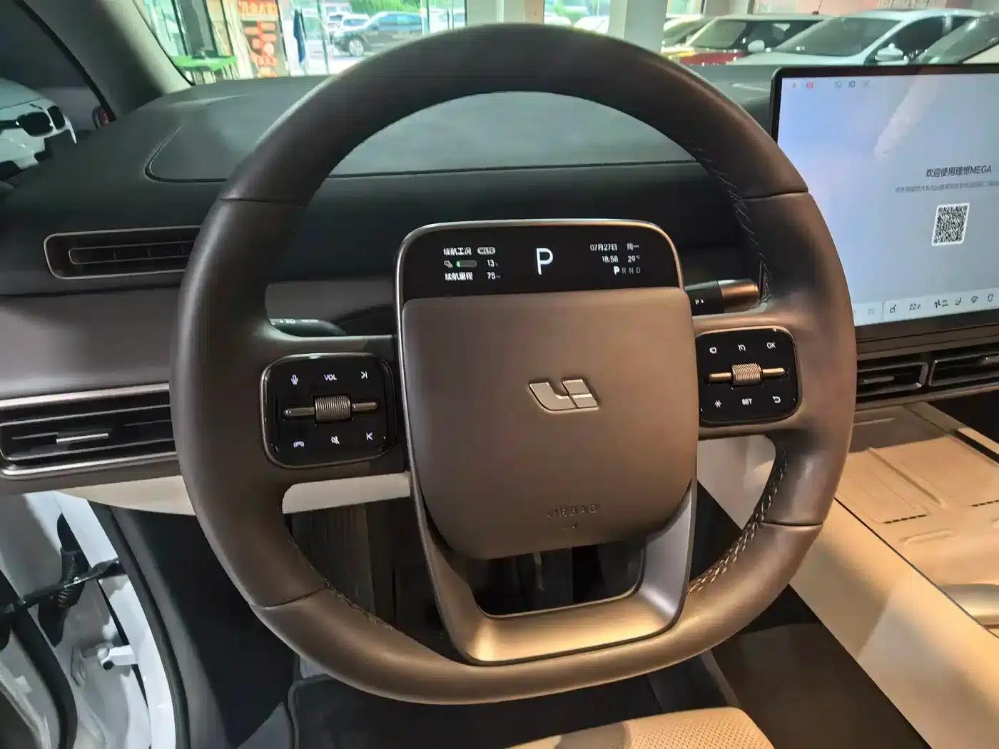 Li Auto MEGA 2024 Ultra — миниатюра 12