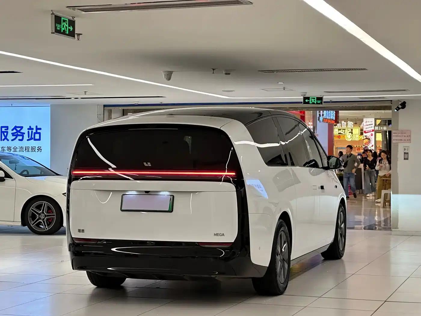 Li Auto MEGA 2025 Home Edition — миниатюра 19