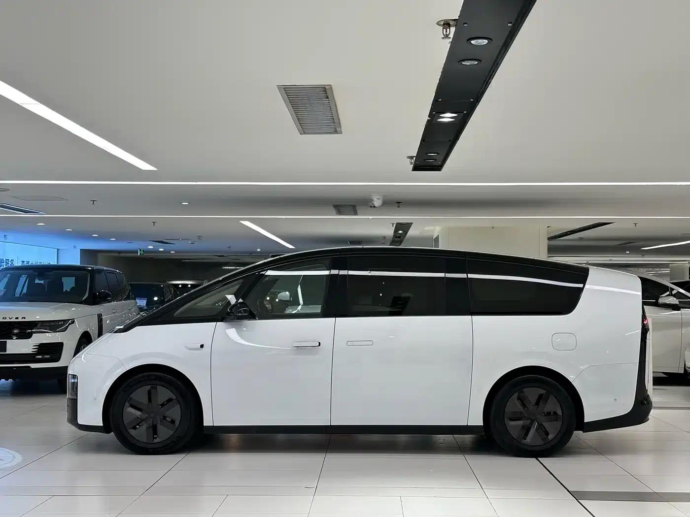 Li Auto MEGA 2025 Home Edition — миниатюра 4