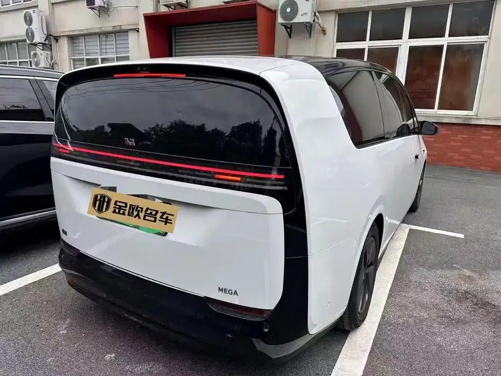 Li Auto MEGA 2025 Home Edition — миниатюра 4