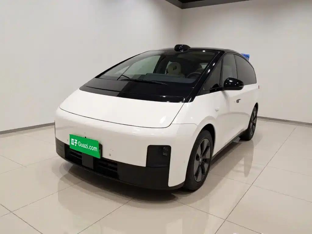 Li Auto MEGA 2024 Ultra — миниатюра 1