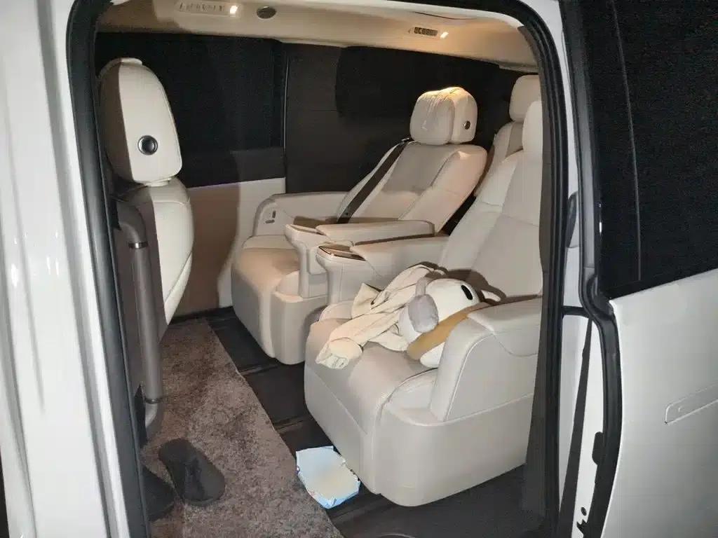 Li Auto MEGA 2024 Ultra — миниатюра 13