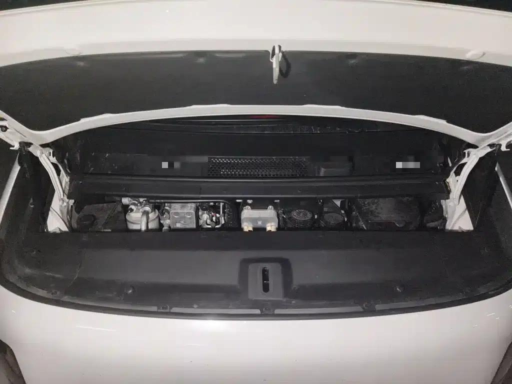 Li Auto MEGA 2024 Ultra — миниатюра 16