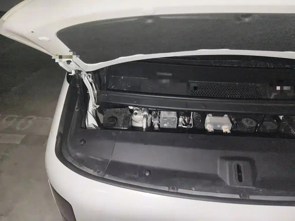 Li Auto MEGA 2024 Ultra — миниатюра 22