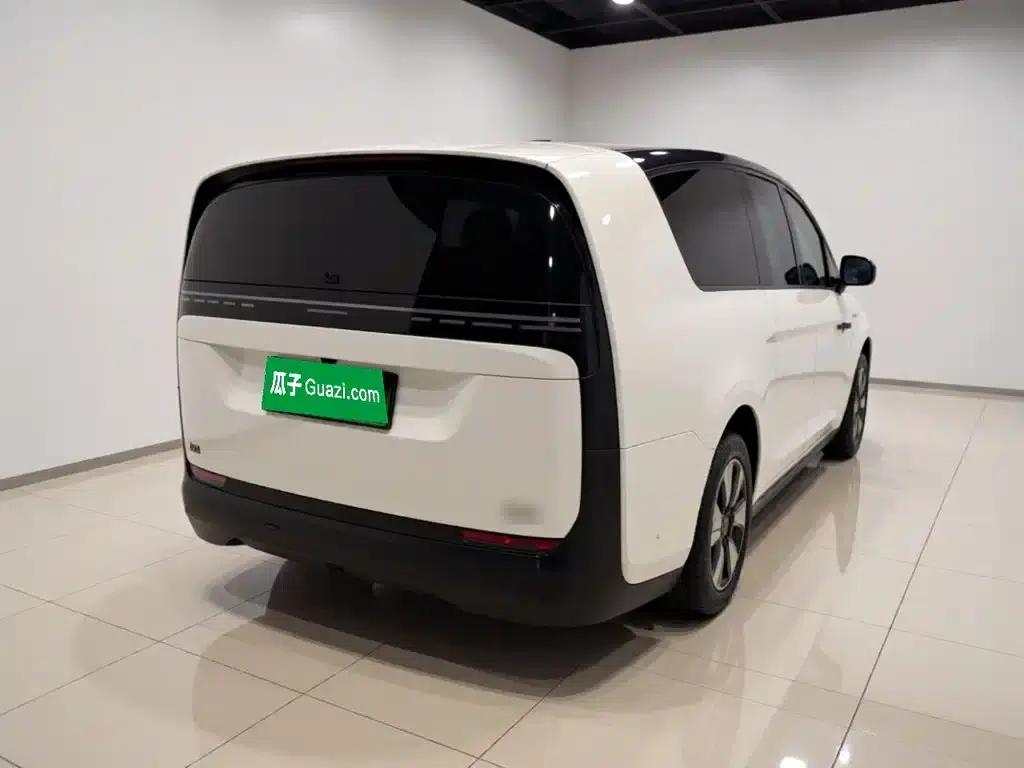 Li Auto MEGA 2024 Ultra — миниатюра 4