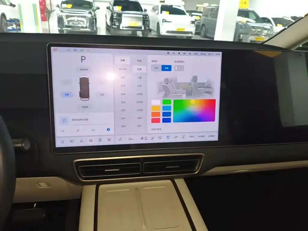 Li Auto MEGA 2025 Home Edition — миниатюра 13