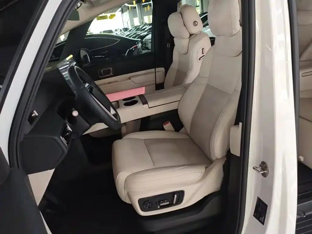 Li Auto MEGA 2025 Home Edition — миниатюра 15