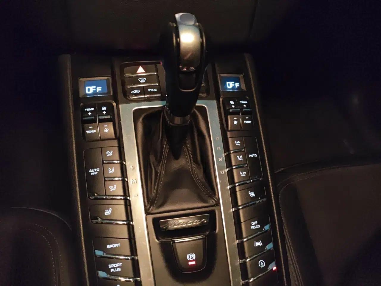 Porsche Macan 2017 Macan S 3.0T — миниатюра 14