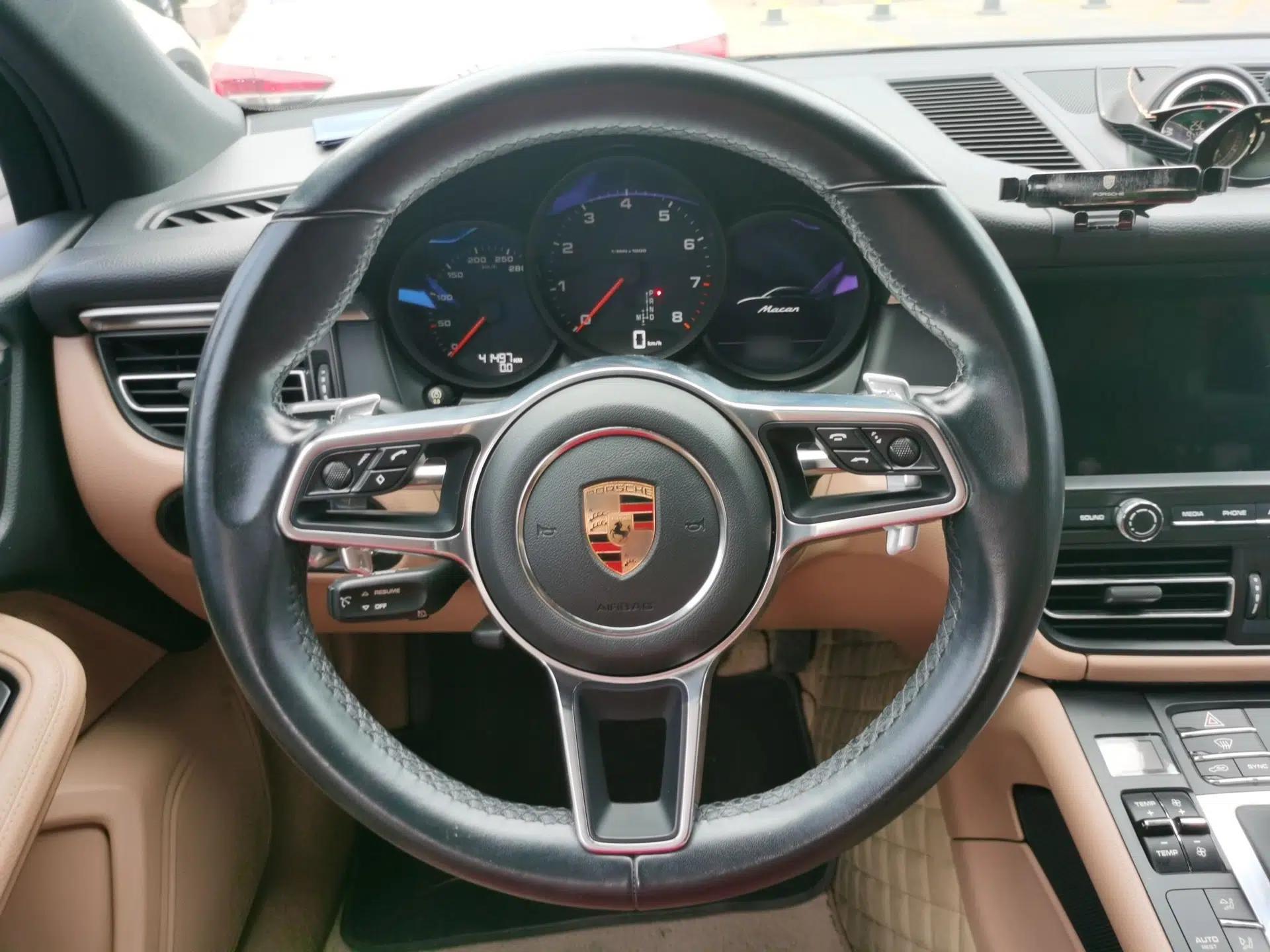 Porsche Macan 2018 Macan 2.0T — миниатюра 10
