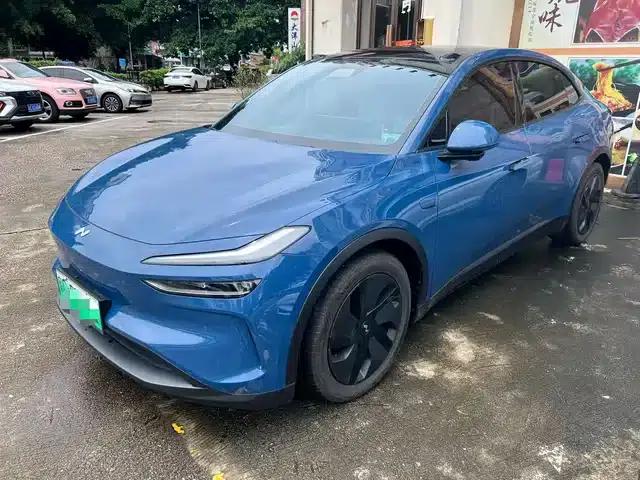 L60 2025 Model 85kWh Four-Wheel Drive