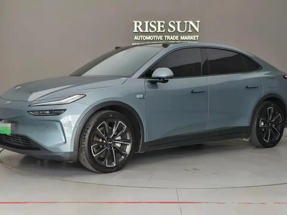 2024 Chevrolet A60 60kWh AWD — миниатюра 1