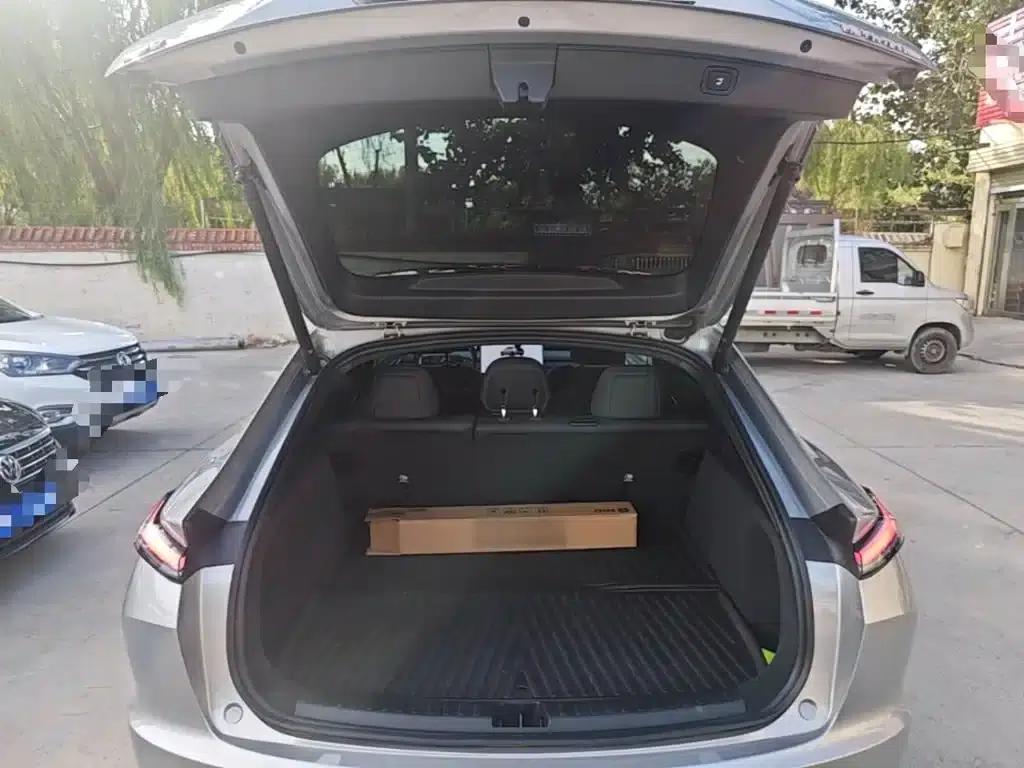 Chevrolet L60 2024 60kWh Rear-Wheel Drive — миниатюра 19