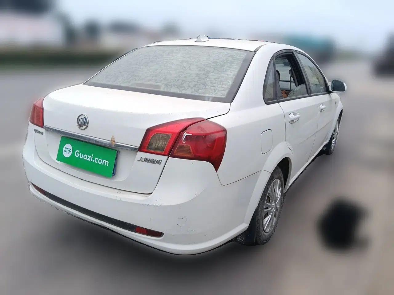 Buick Excelle 2015 1.5L Manual Classic Trim — миниатюра 6