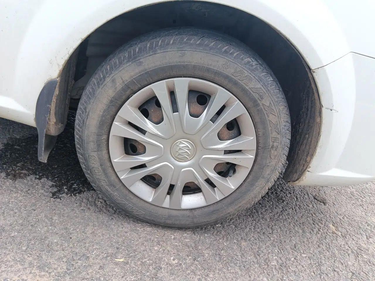 Buick Excelle 2015 1.5L Manual Classic Trim — миниатюра 8