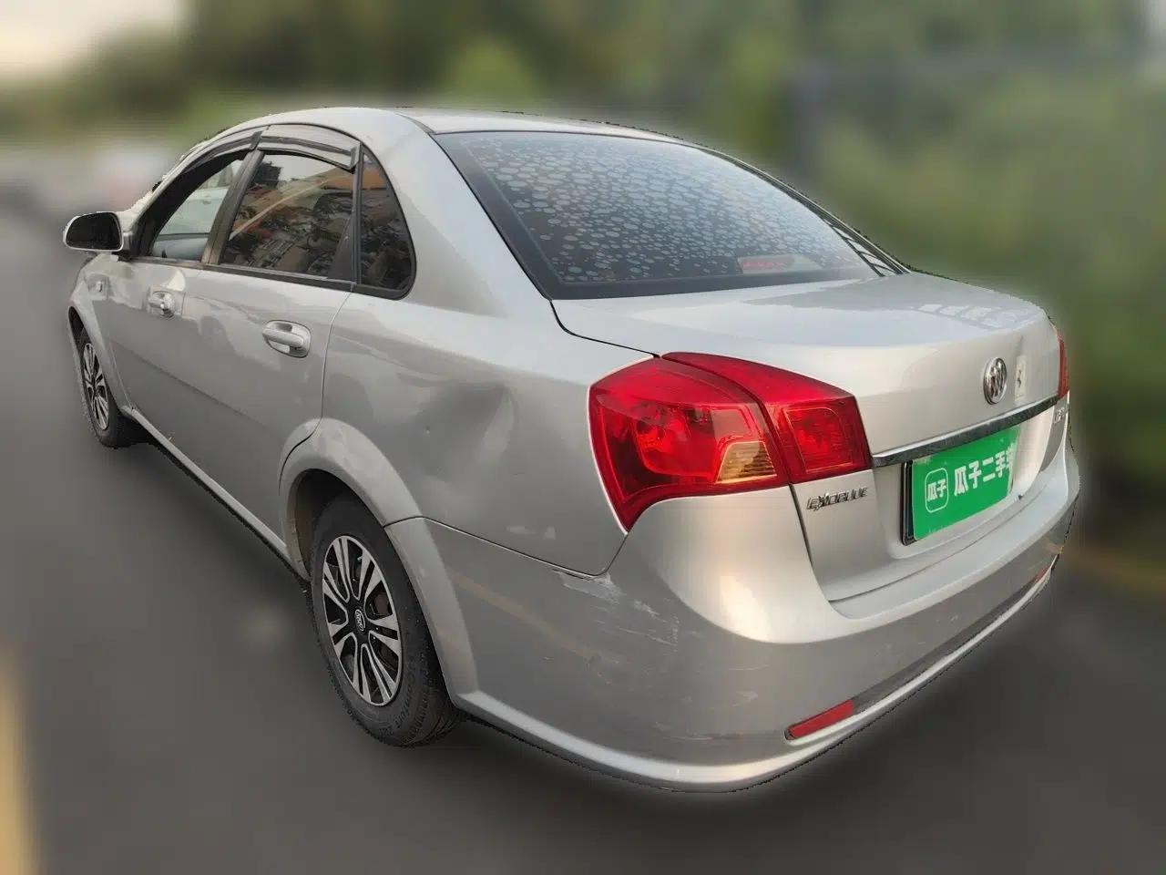 Buick Excelle 2015 1.5L Automatic Classic Model — миниатюра 4