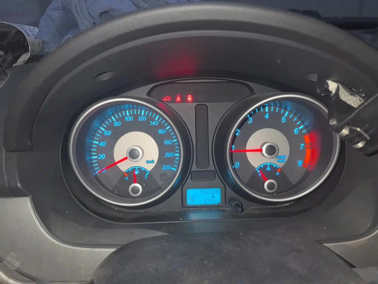 Buick Excelle 2015 1.5L Automatic Classic Model — миниатюра 11
