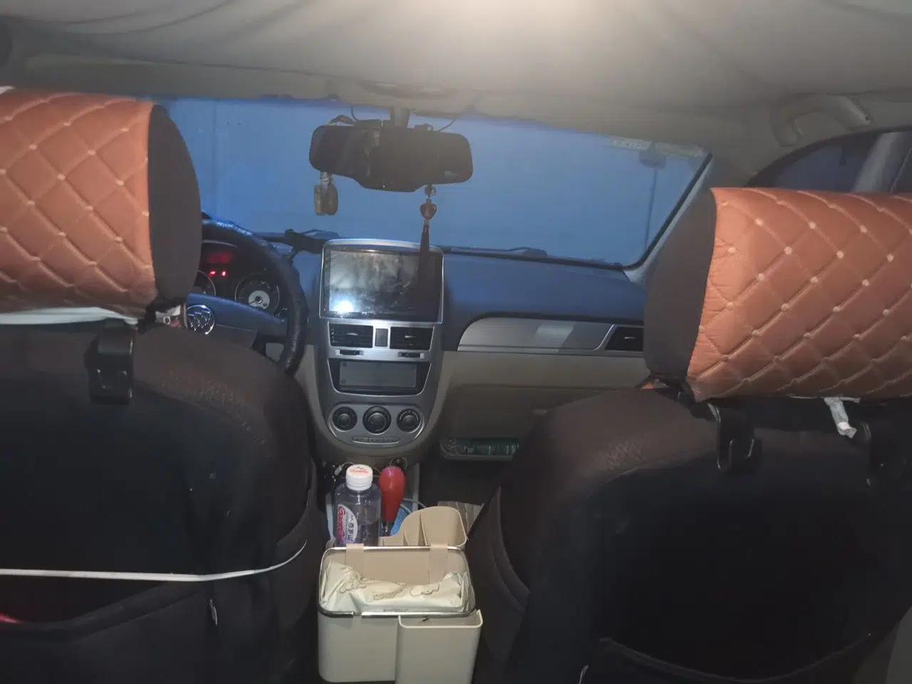 Buick Excelle 2015 1.5L Automatic Classic Model — миниатюра 18