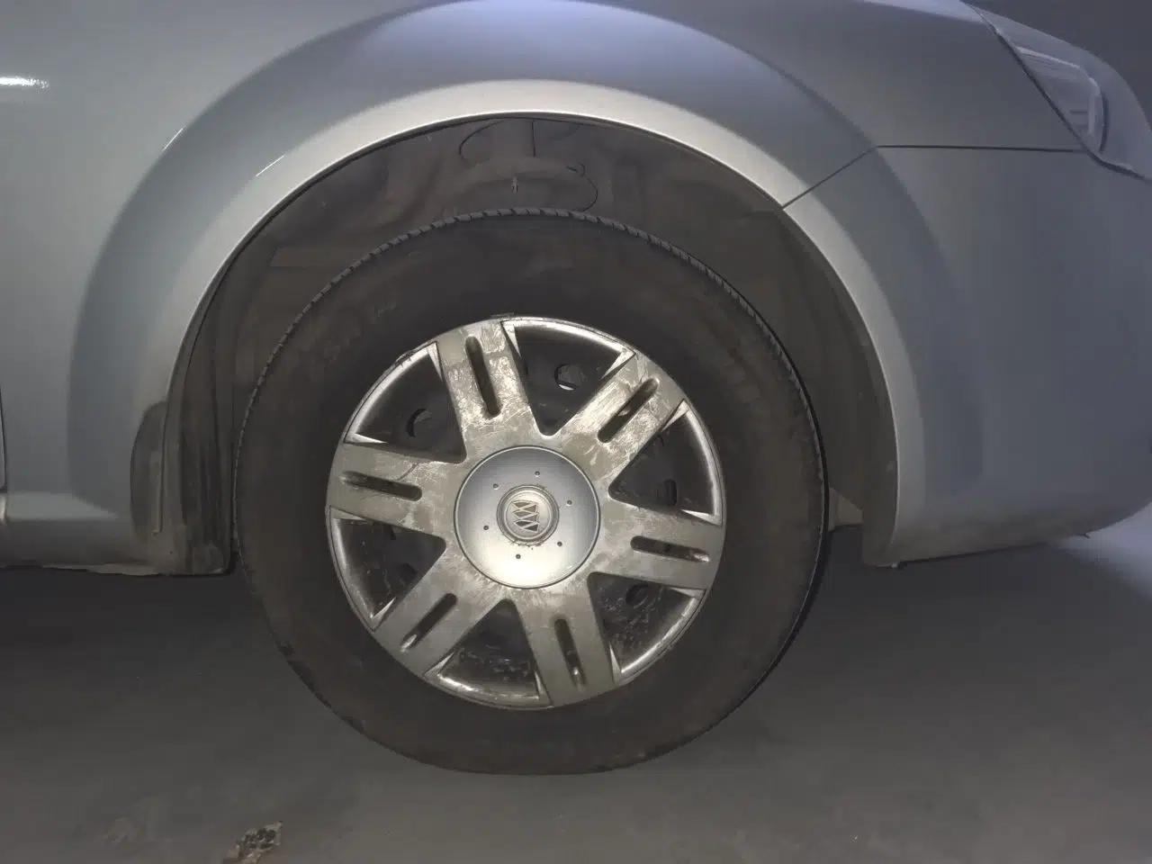 Buick Excelle 2015 1.5L Automatic Classic Model — миниатюра 8