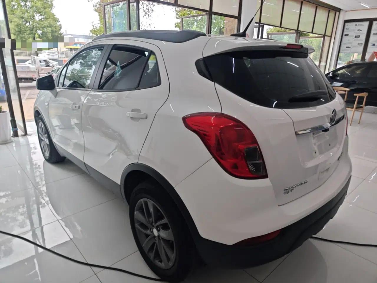 Buick Encore 2018 18T Automatic Two-Wheel Drive Urban Leading Model — миниатюра 4
