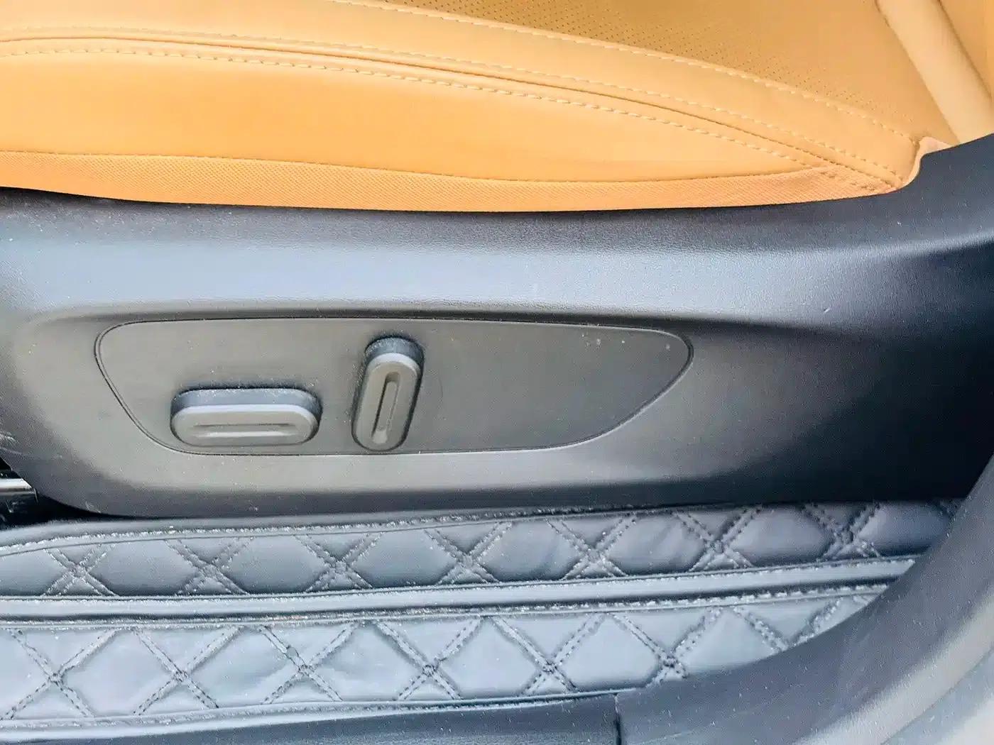 Leapmotor C11 2024 Range Extended 300 Premium Edition — миниатюра 11