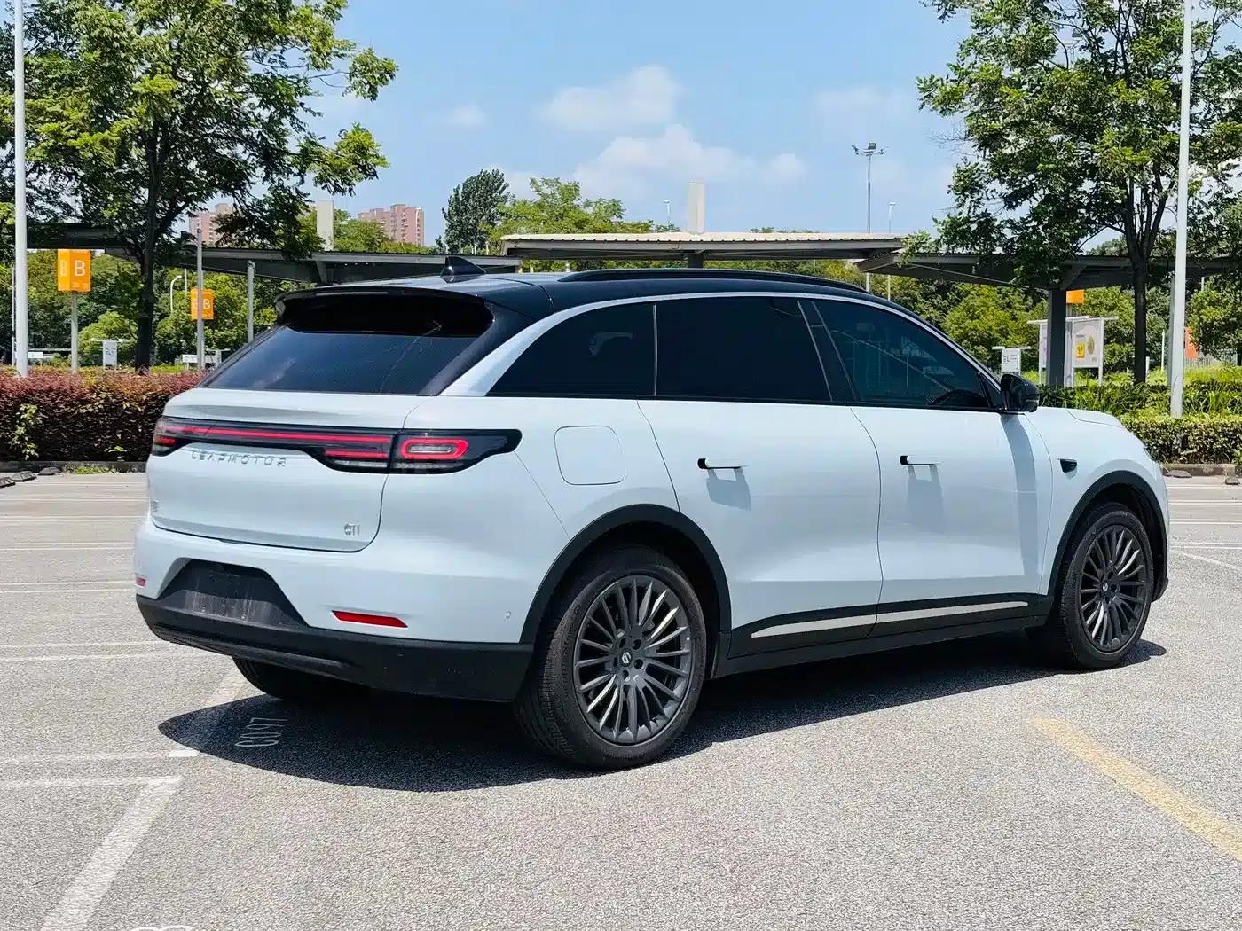Leapmotor C11 2024 Range Extended 300 Premium Edition — миниатюра 19