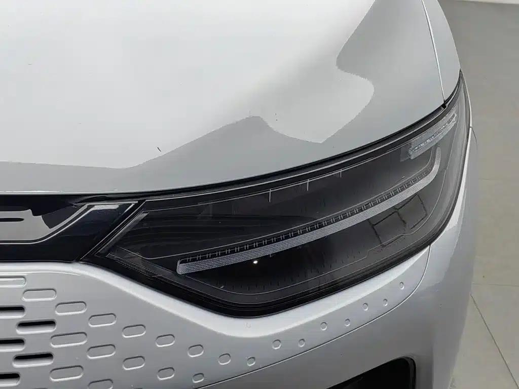 Leapmotor C11 2023 Range Extended 285 Smart Edition — миниатюра 7