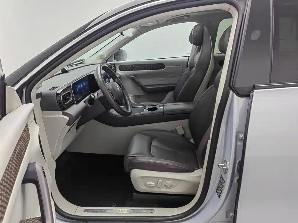 Leapmotor C11 2023 Range Extended 285 Smart Edition — миниатюра 10