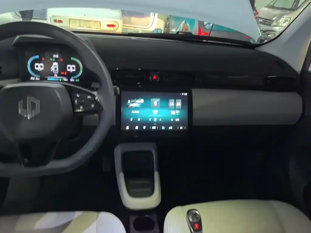 Leapmotor T03 2023 Model 310 Lite Edition — миниатюра 13