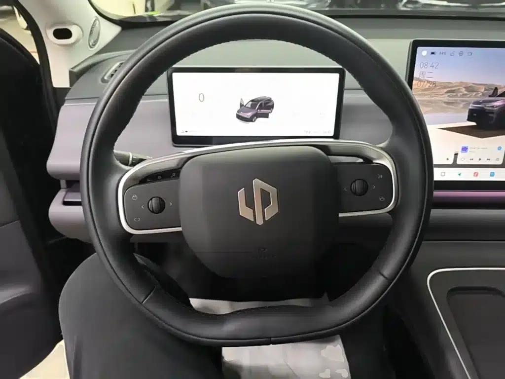 Leapmotor C10 2026 Model 605 Enjoy Edition — миниатюра 11