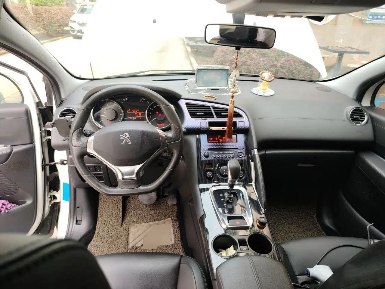 Peugeot 3008 2013 2.0L Automatic Trend Edition — миниатюра 9