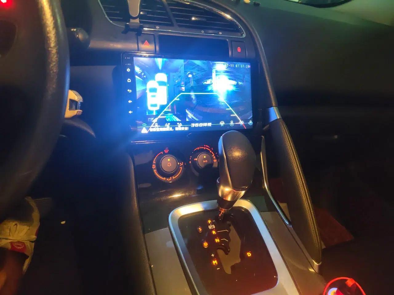 Peugeot 3008 2018 2.0L Automatic Trend Edition — миниатюра 13