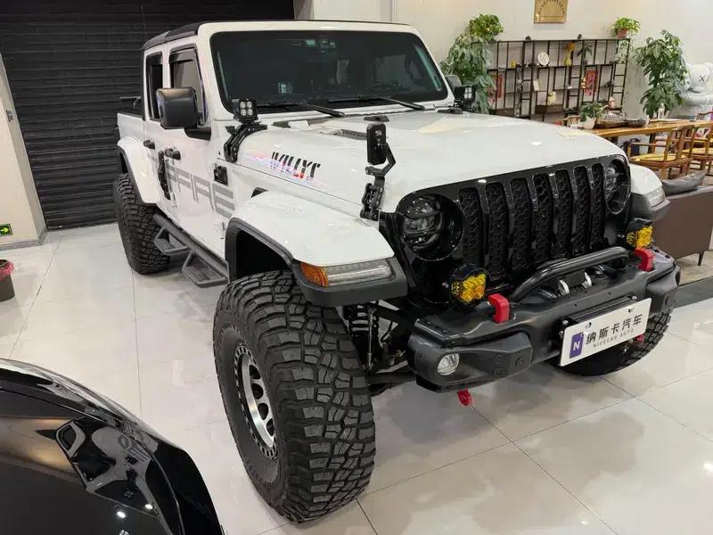 Gladiator 2022 3.6L First Edition — миниатюра 3