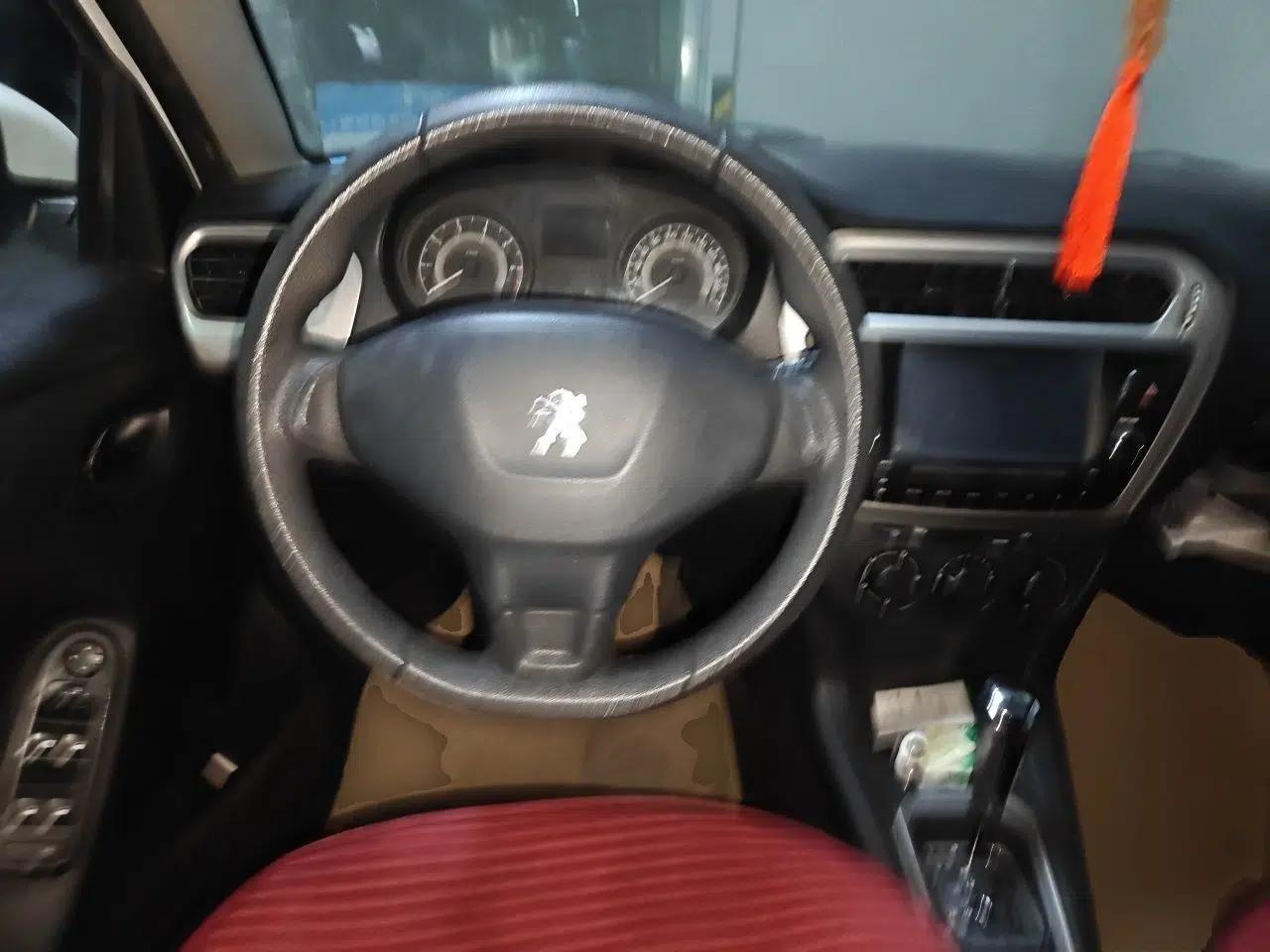 Peugeot 301 2014 1.6L Automatic Comfort Edition — миниатюра 10