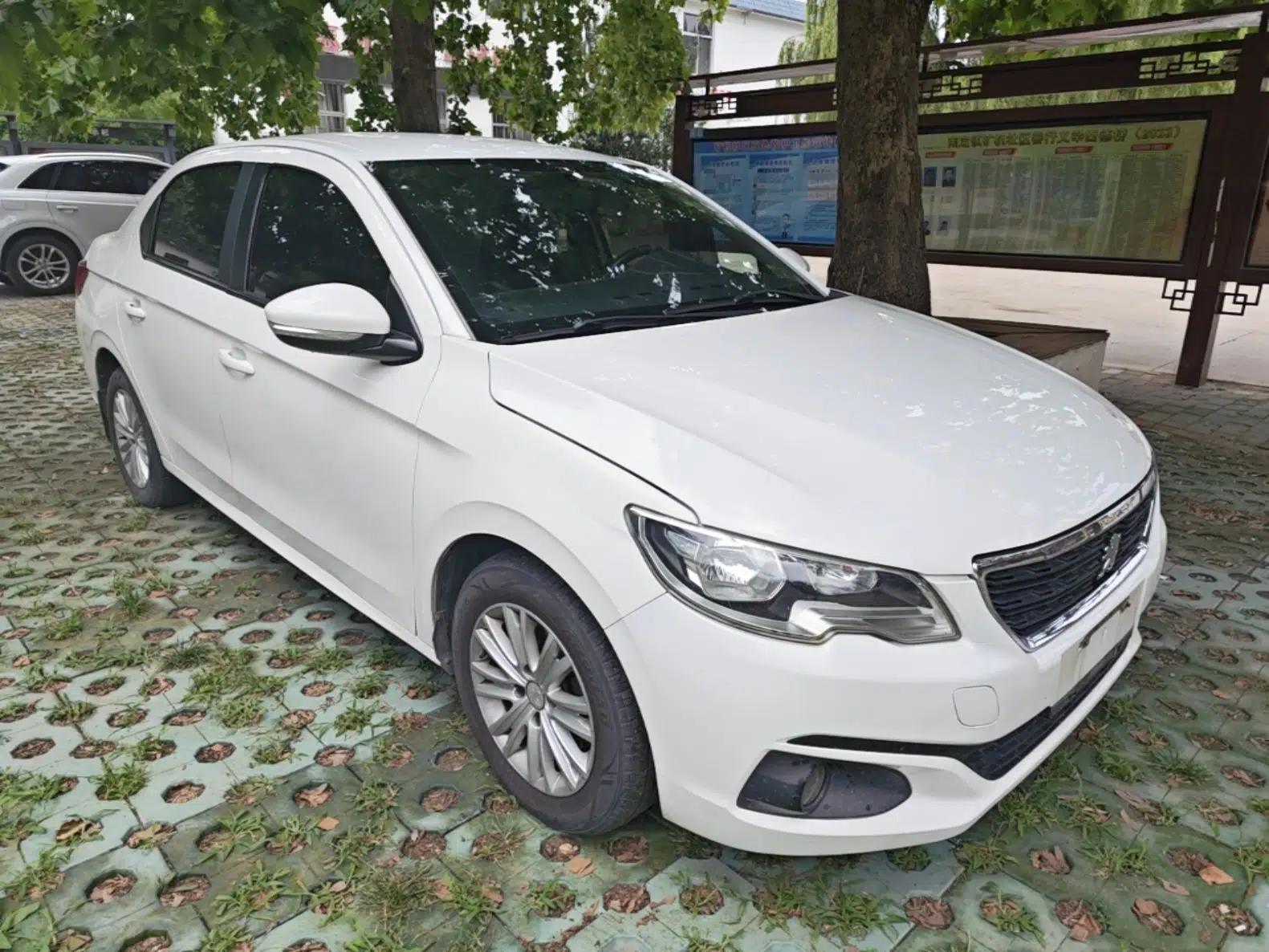 Peugeot 301 2016 1.6L Manual Happiness Edition — миниатюра 3