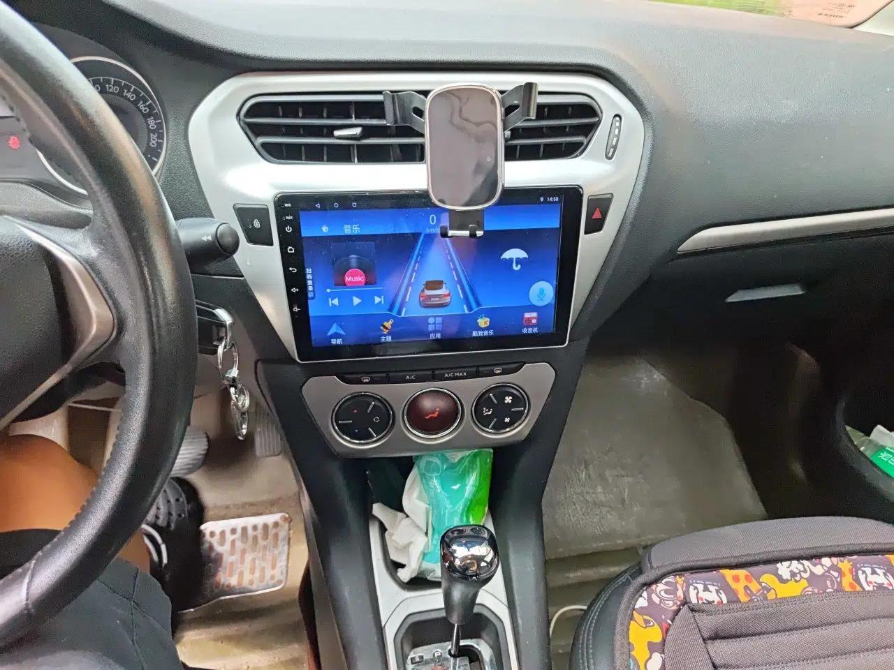 Peugeot 301 2014 1.6L Automatic Luxury Edition — миниатюра 13