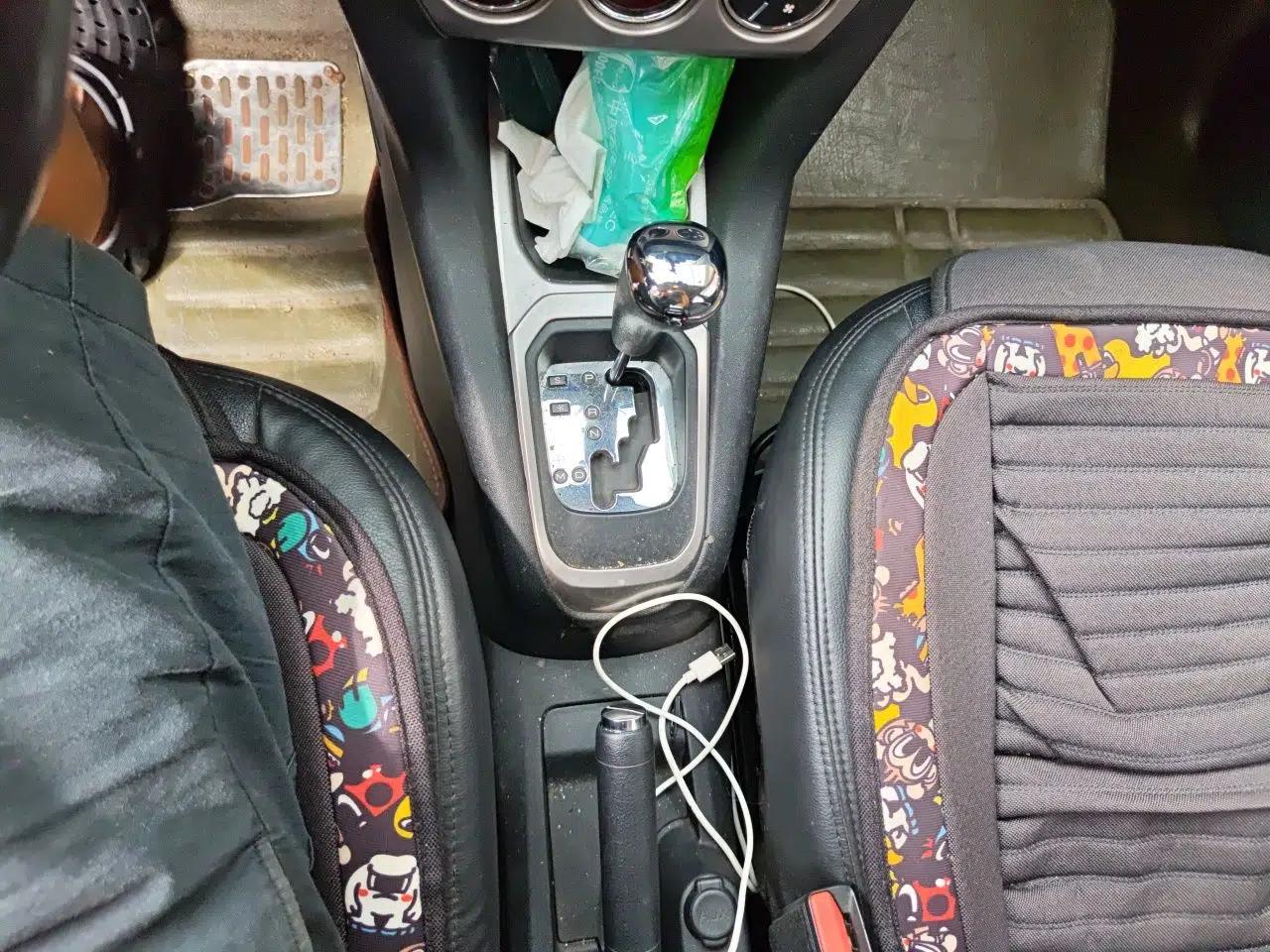 Peugeot 301 2014 1.6L Automatic Luxury Edition — миниатюра 14