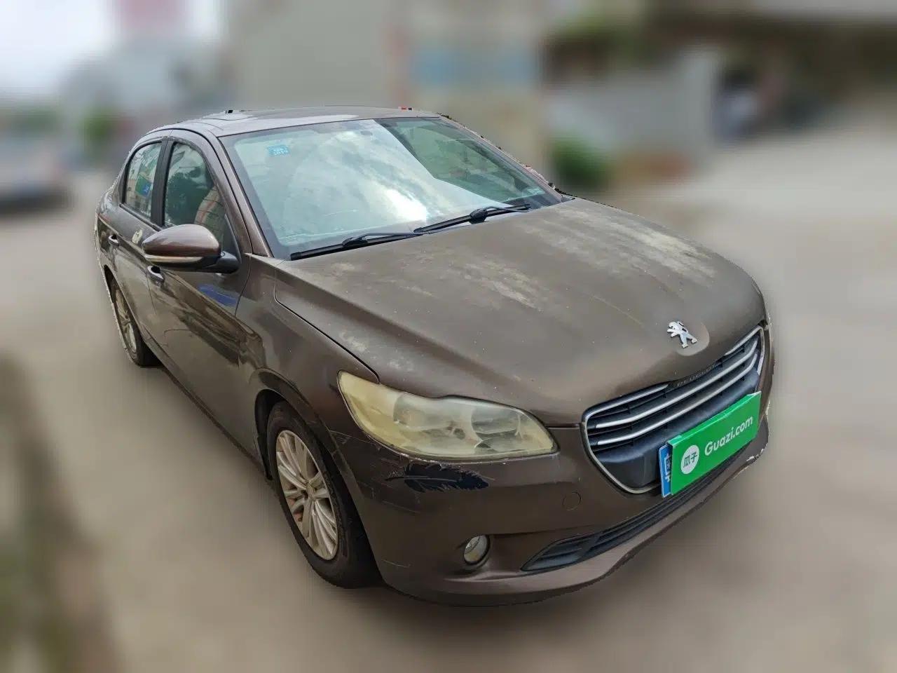 Peugeot 301 2014 1.6L Automatic Luxury Edition — миниатюра 3