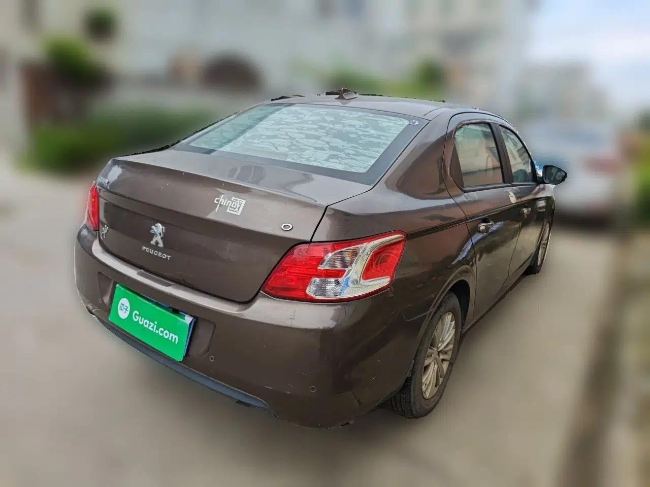 Peugeot 301 2014 1.6L Automatic Luxury Edition — миниатюра 6